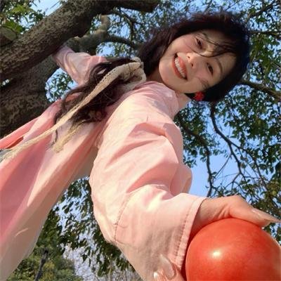 女他封面